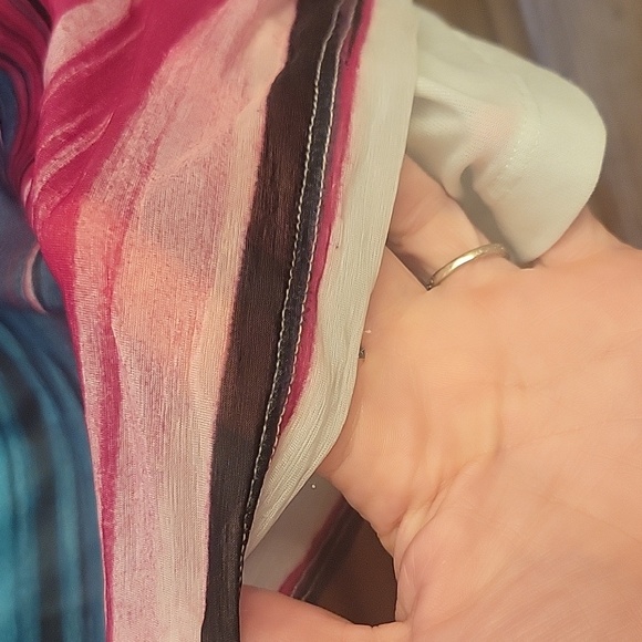 Blouse - Picture 3 of 3